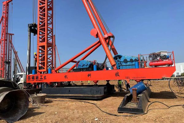 水上光伏打樁機(jī)